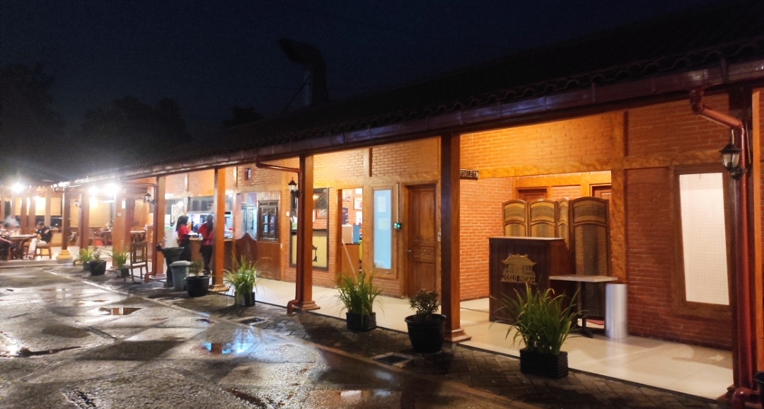 Joglo Indah Purwokerto: Harmoni Cita Rasa Tradisional dalam Balutan Nuansa Keraton Jawa