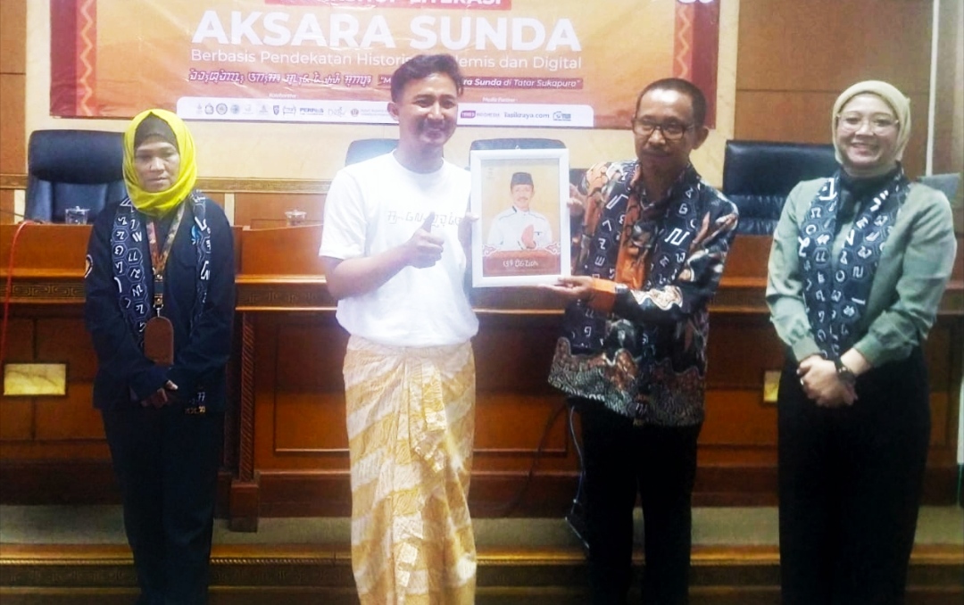 Generasi Muda Diajak Lestarikan Aksara Sunda Lewat Workshop Literasi