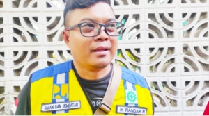 Rekonstruksi Jalan Mulai Berjalan, Jalur Cisinga Jadi Perhatian DPUTRLH Kabupaten Tasikmalaya