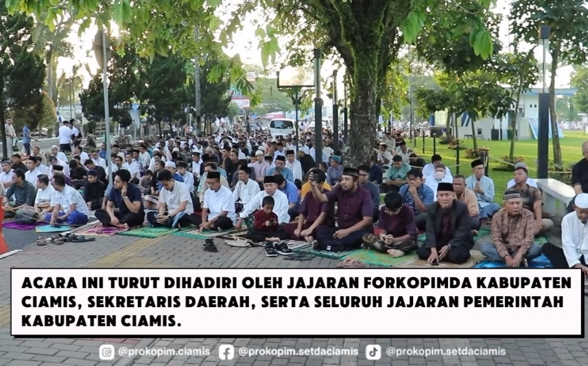 Ribuan Jamaah Padati Halaman Masjid Agung Ciamis untuk Shalat Idul Adha