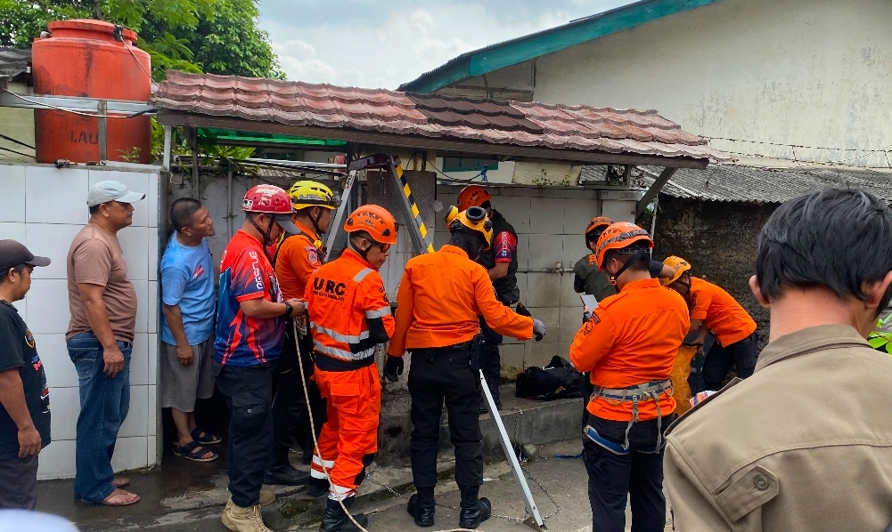 Warga Cikalang Temukan Pria Meninggal di Dalam Sumur, Polisi Lakukan Penyelidikan
