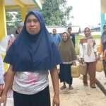Kekeringan di Bojonggambir, Ratusan Warga Andalkan Air dari Masjid