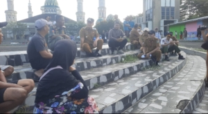 Bupati Tasikmalaya Temui PKL, Persiapan Penataan Kawasan Masjid Agung Singaparna