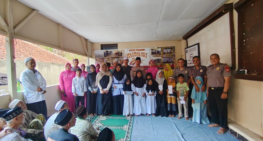 Peringati Hari Bhayangkara, Polsek Sukarame Berbagi dengan Anak Yatim