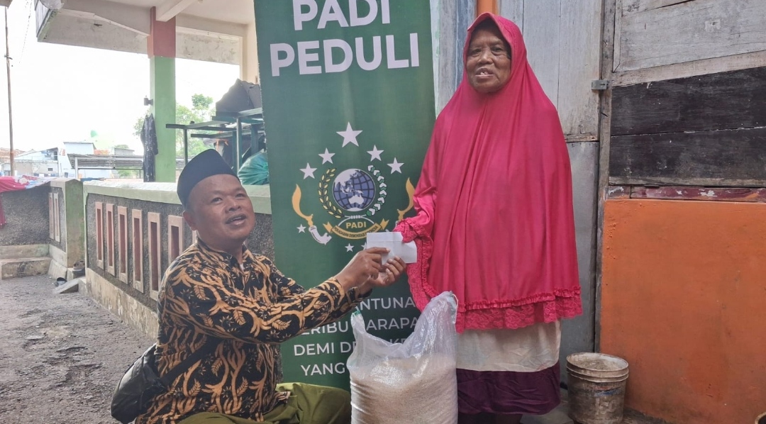 Hidup Sebatang Kara, Mak Odah Terima Bantuan Save Jompo