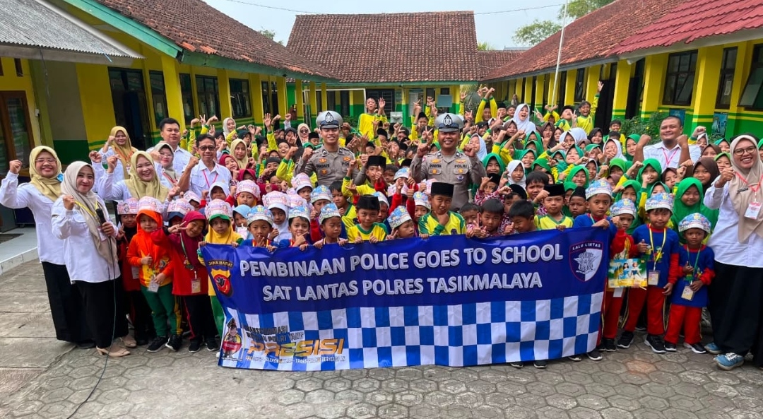 MPLS SDN Mohamad Toha Gandeng Polisi, Siswa Belajar Tertib Berlalu Lintas