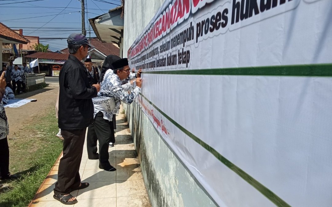Guru Di Cisayong Tolak Pengosongan Gedung