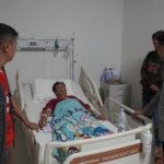 Wujud Empati, Kapolres Tasikmalaya dan PJU Jenguk Anggota Pokja Wartawan