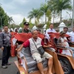 220 Pengayuh Becak di Kabupaten Tasikmalaya Terima Bantuan Becak Listrik Presiden