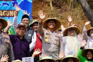 Musim Kemarau Bukan Hambatan Polres Tasikmalaya Tanam Jagung Serentak di Lahan 5 Hektare