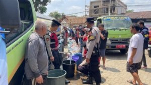 Polres Tasikmalaya Respons Keluhan Warga Warung Cikopi Soal Krisis Air Bersih