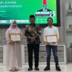 Kenang Jasa Pendiri HMI Cipasung, KAHMI Tasikmalaya Beri Penghargaan